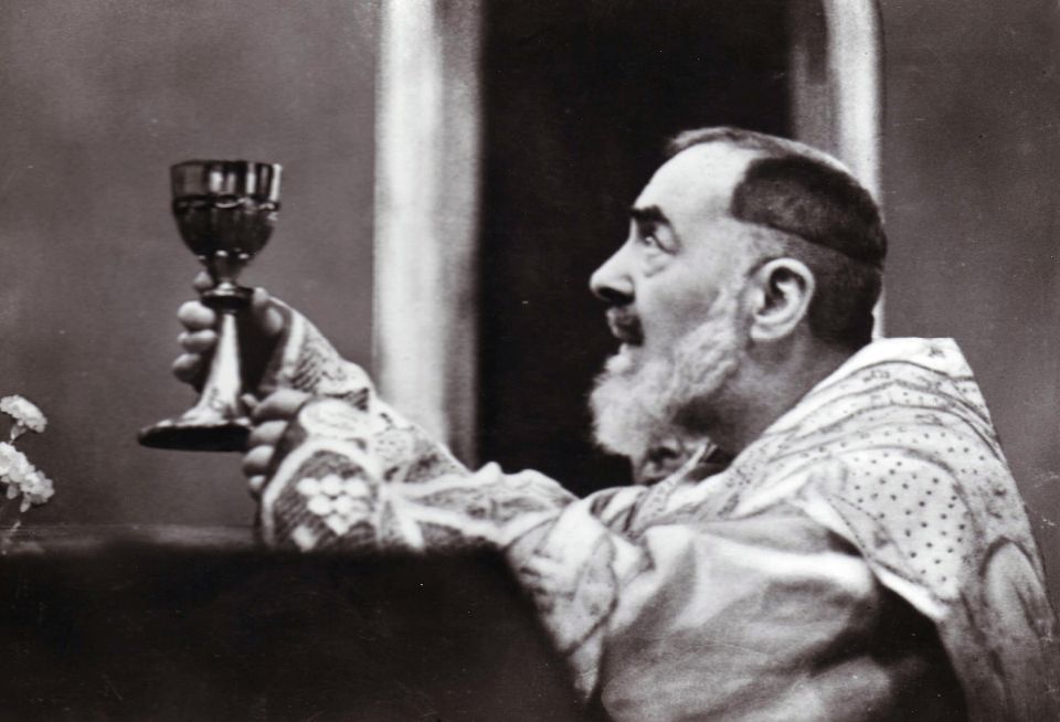 Capa da notícia: 5 Curiosidades sobre a vida de São Padre Pio
